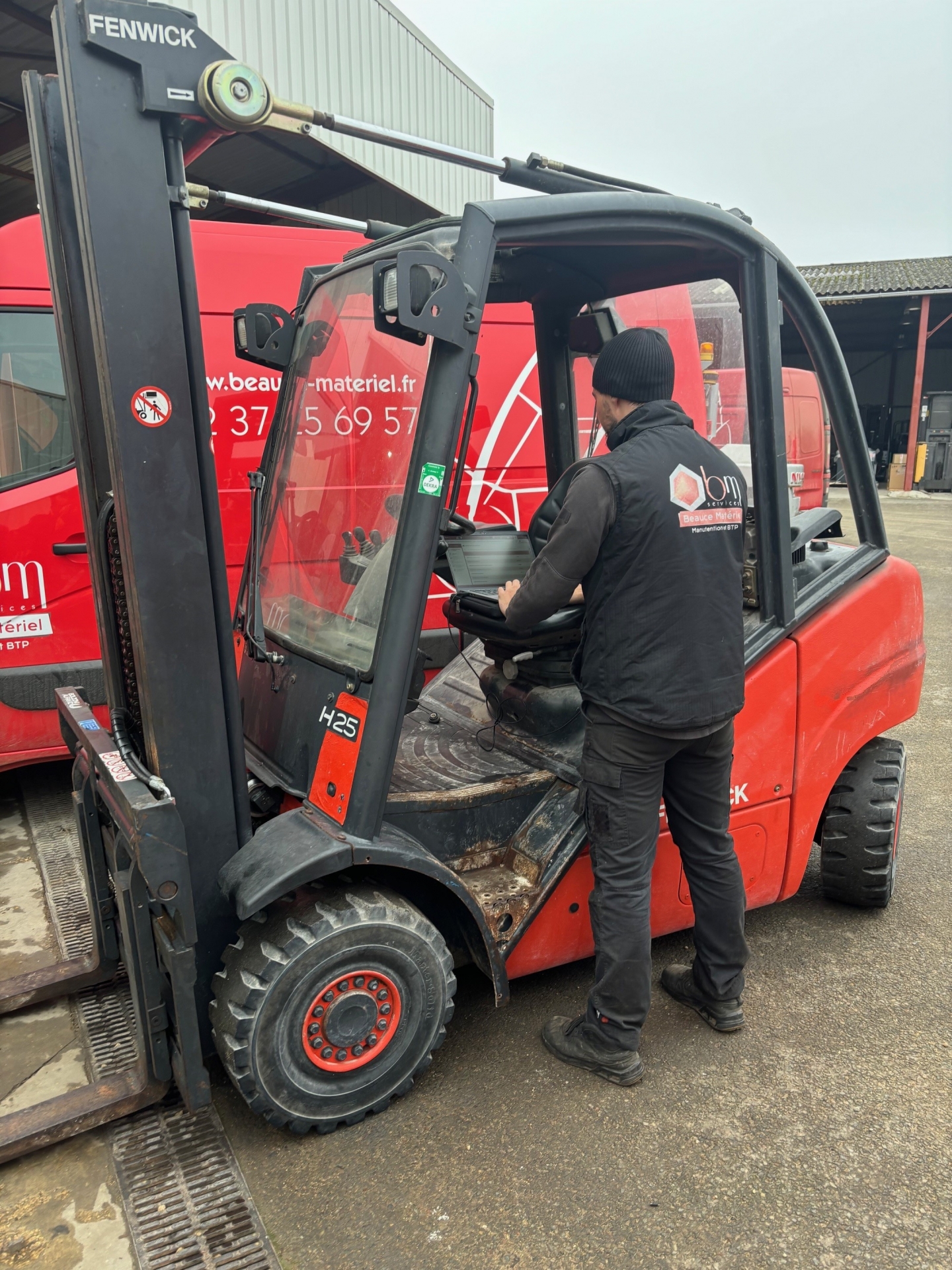 Dépannage d’un chariot FENWICK avec console multi-marques